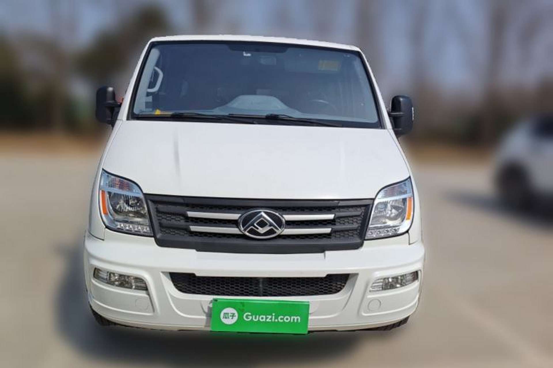 Used SAIC MAXUS Xintu V80 2021 2.0T Manual Classic Aoyuntong Short Wheelbase Ultra-Low Roof 7/8/9-Seater Front