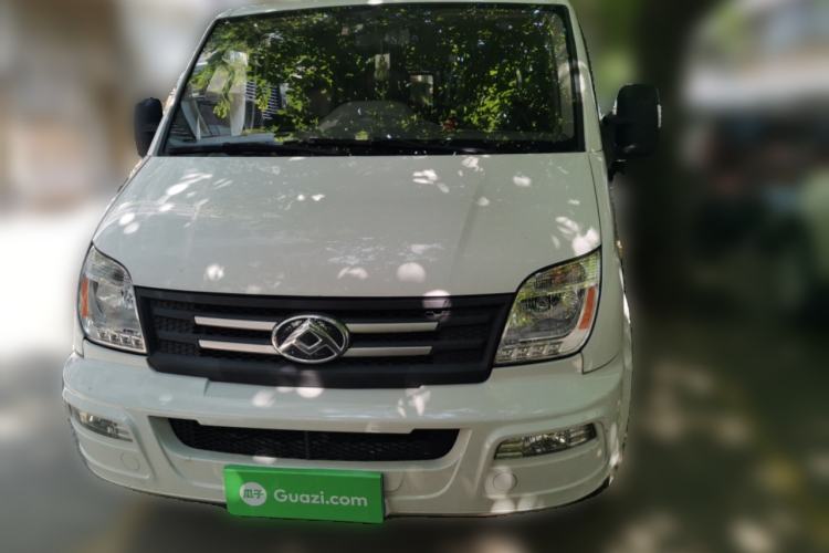 Used SAIC MAXUS Xintu V80 2021 2.0T PLUS AMT City Edition Short Wheelbase Ultra-Low Roof 5/6-Seater Front
