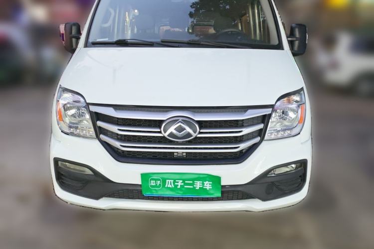 Used SAIC MAXUS Xintu V80 2021 2.0T PLUS Manual All-Around King Short Wheelbase Mid-Roof Variant—5/6/7/8/9-Seater Front