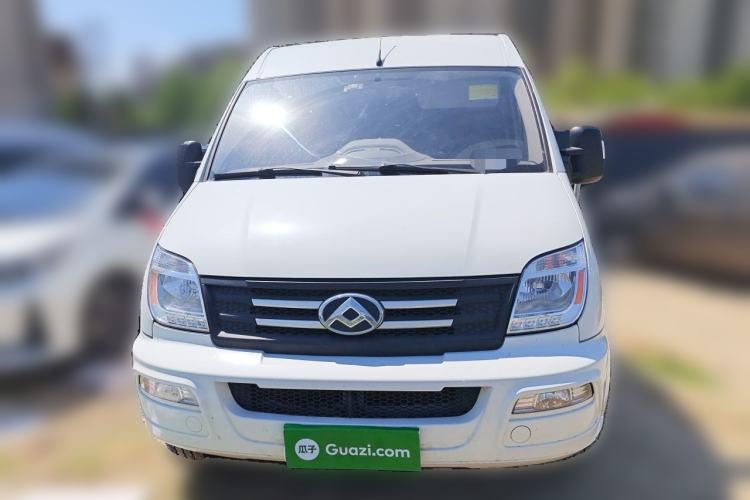 Used SAIC MAXUS Xintu V80 2021 2.0T Manual Classic Aoyuntong Short Wheelbase Mid-Roof 5/6-Seater Front