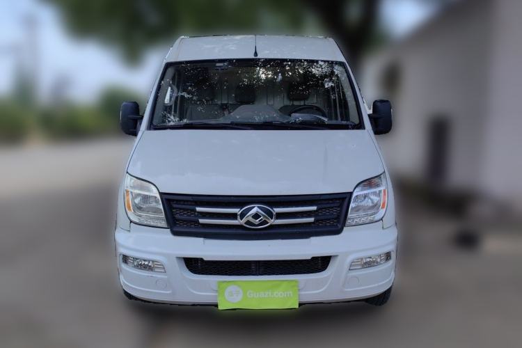Used SAIC MAXUS Xintu V80 2021 2.0T Manual Classic City Delivery King Long Wheelbase Mid-Roof 3 Seats Front