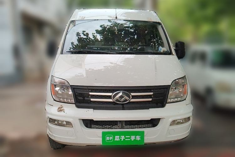 Used SAIC MAXUS Xintu V80 2021 2.0T Manual Classic Aoyuntong 139 PS Mid-axle Mid-roof 6/7/8/9-Seater Front
