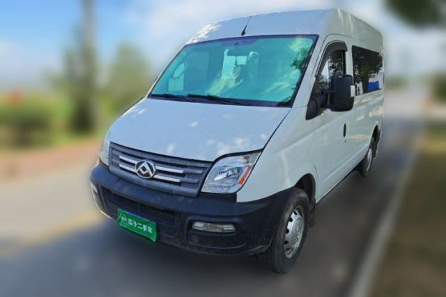 Used SAIC MAXUS Xintu V80 SAIC Maxus V80 2021, 2.5T diesel, manual transmission, 6 seats, length 4,950 mm, width 1,998 mm, height 2,345 mm.