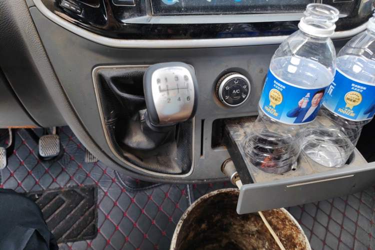 Used SAIC MAXUS Xintu V80  Gear Lever