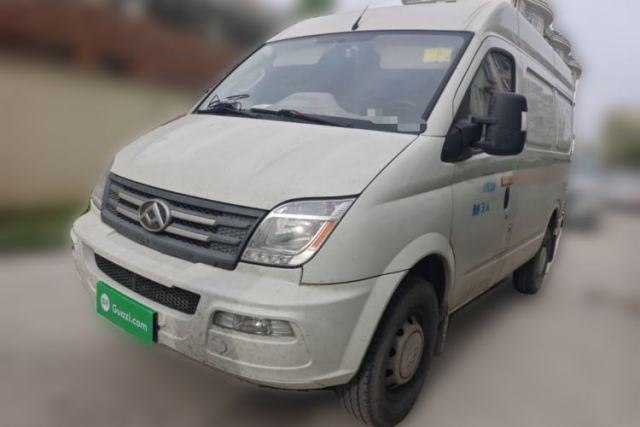 Used SAIC MAXUS Xintu V80 2021 2.0T Manual Classic City Delivery King Short Wheelbase Ultra-Low Roof 3-Seater