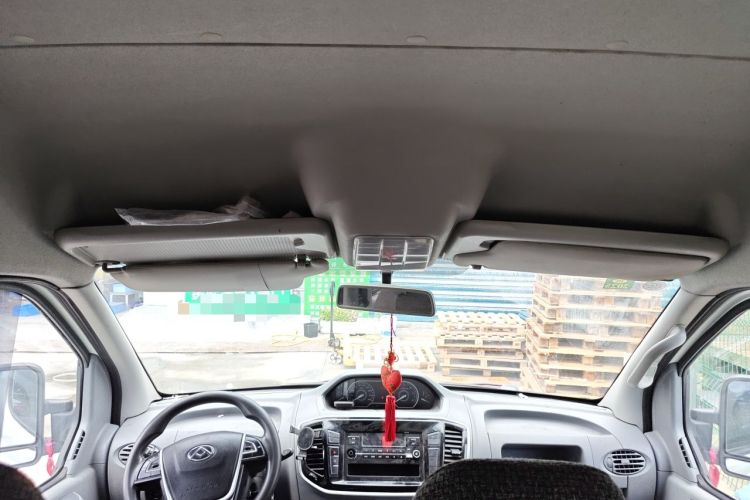 Used SAIC MAXUS Xintu V80 2021 2.0T Manual Classic Aoyuntong Short Wheelbase Mid-Roof 5/6-Seater Headliner