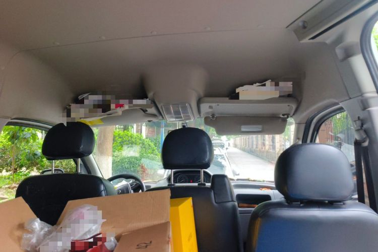 Used SAIC MAXUS Xintu V80 2021 2.0T Manual Classic Aoyuntong Long Wheelbase Mid-Roof 6/7/8/9-Seater Headliner