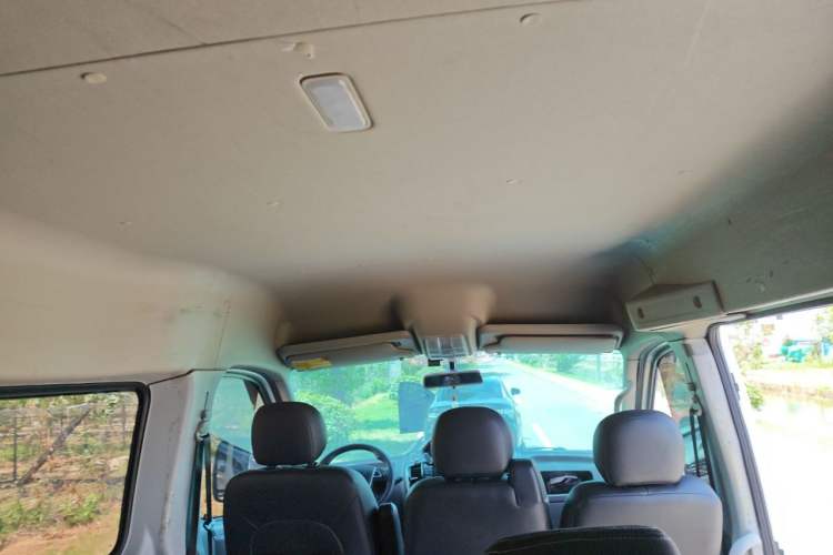 Used SAIC MAXUS Xintu V80  Headliner