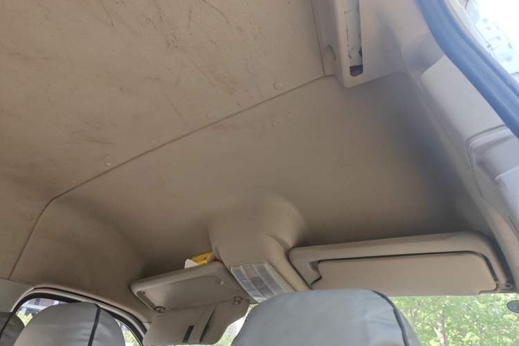 Used SAIC MAXUS Xintu V80 2021 2.0T Manual Classic Aoyuntong Long Wheelbase Mid-Roof 6/7/8/9-Seater Headliner