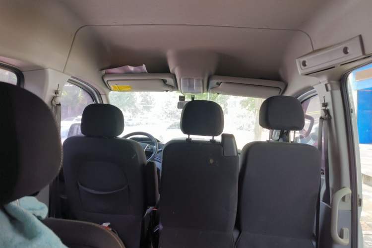 Used SAIC MAXUS Xintu V80 2021 2.0T Manual Classic Aoyuntong 127 PS Mid-axle Mid-roof 6/7/8/9-Seater Headliner