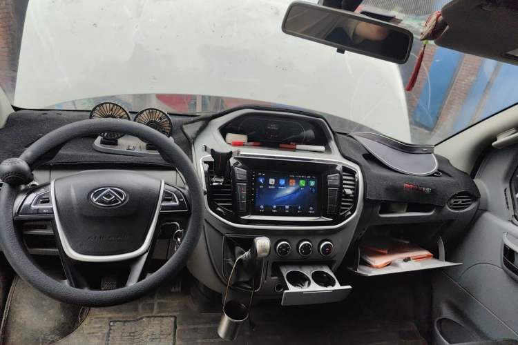 Used SAIC MAXUS Xintu V80 2021 2.0T Manual Classic Aoyuntong Long Wheelbase Mid-Roof 6/7/8/9-Seater Headliner
