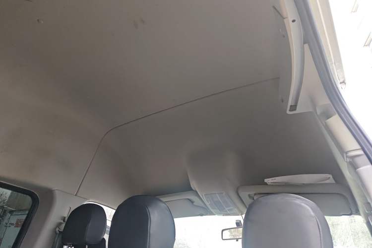 Used SAIC MAXUS Xintu V80 2021 2.0T PLUS AMT All-Rounder Long Wheelbase High-Roof 6/7/8/9-Seater Headliner