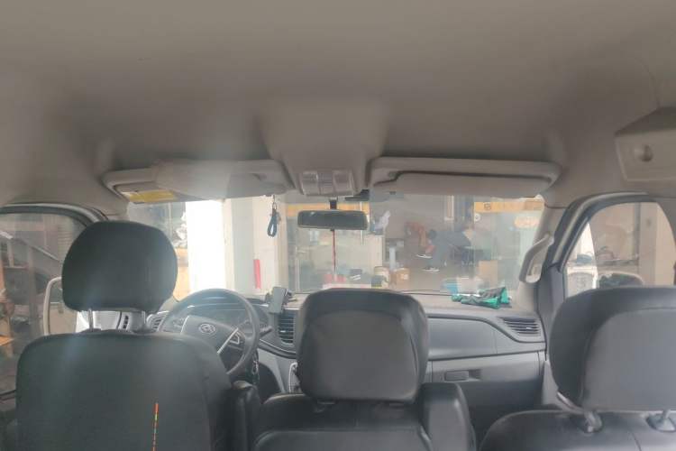 Used SAIC MAXUS Xintu V80 2021 2.0T PLUS Manual Aoyuntong Short Wheelbase Mid-Roof 5/6-Seater Headliner