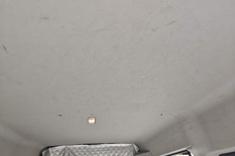 Used SAIC MAXUS Xintu V80 2021 2.0T Manual Classic Aoyuntong Short Wheelbase Mid-Roof 5/6-Seater Headliner