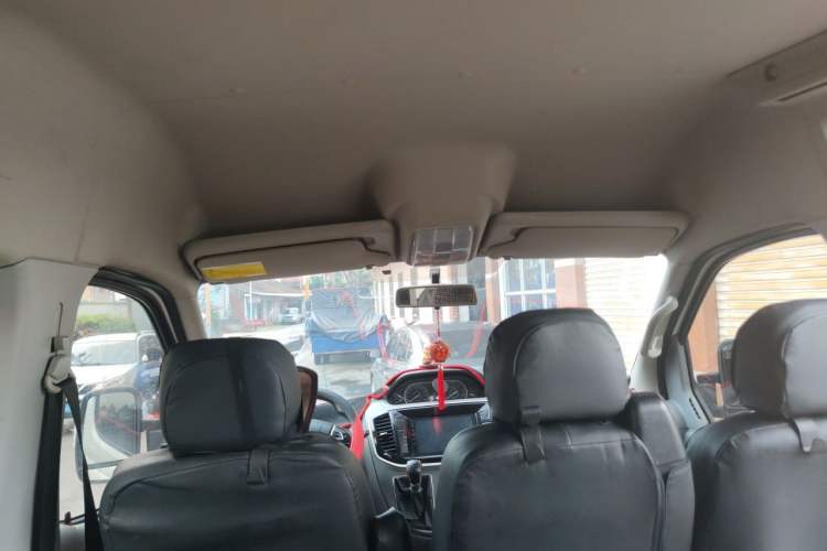 Used SAIC MAXUS Xintu V80 2021 2.0T Manual Classic Aoyuntong Long Wheelbase Mid-Roof 6/7/8/9-Seater Headliner