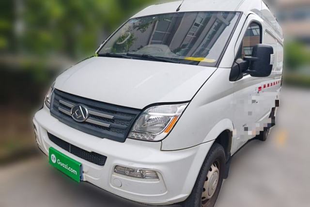 Used SAIC MAXUS Xintu V80 2021 2.0T Manual Classic City Delivery King Short Wheelbase Mid-Roof Design 3 Seats