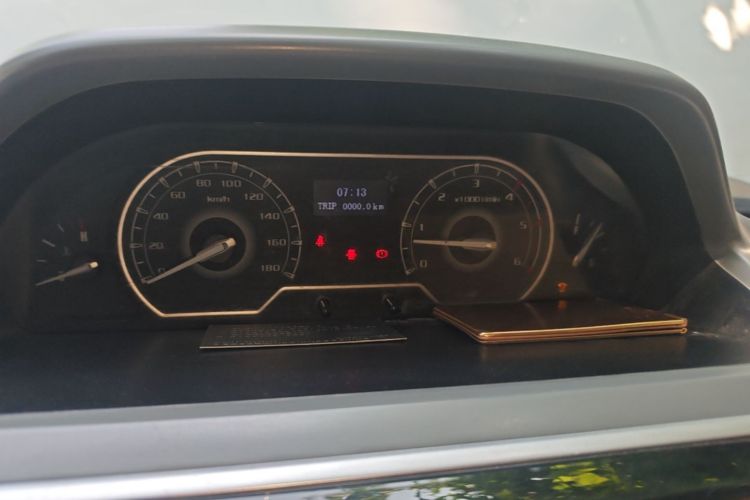 Used SAIC MAXUS Xintu V80 2021 2.0T Manual Classic Aoyuntong Long Wheelbase Mid-Roof 6/7/8/9-Seater Instrument Cluster