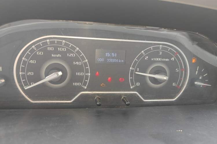 Used SAIC MAXUS Xintu V80 2021 2.0T Manual Classic Aoyuntong Long Wheelbase Mid-Roof 6/7/8/9-Seater Instrument Cluster