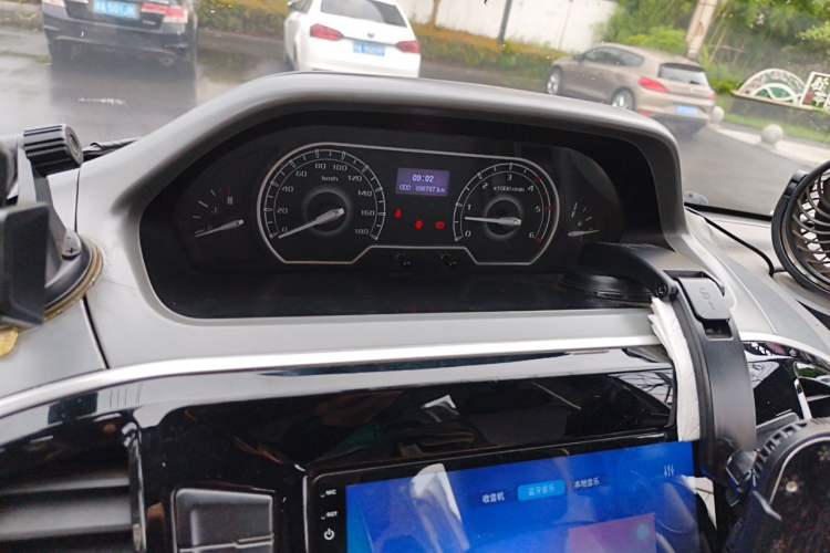 Used SAIC MAXUS Xintu V80 2021 2.0T Manual Classic Aoyuntong Long Wheelbase Mid-Roof 6/7/8/9-Seater Instrument Cluster