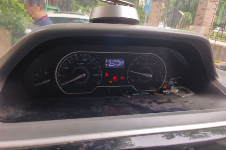 Used SAIC MAXUS Xintu V80 2021 2.0T Manual Classic Aoyuntong Long Wheelbase Mid-Roof 6/7/8/9-Seater Instrument Cluster