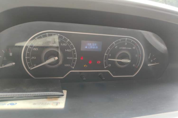 Used SAIC MAXUS Xintu V80 2021 2.0T Manual Classic Aoyuntong Long Wheelbase High-Roof 6/7/8/9-Seater Instrument Cluster