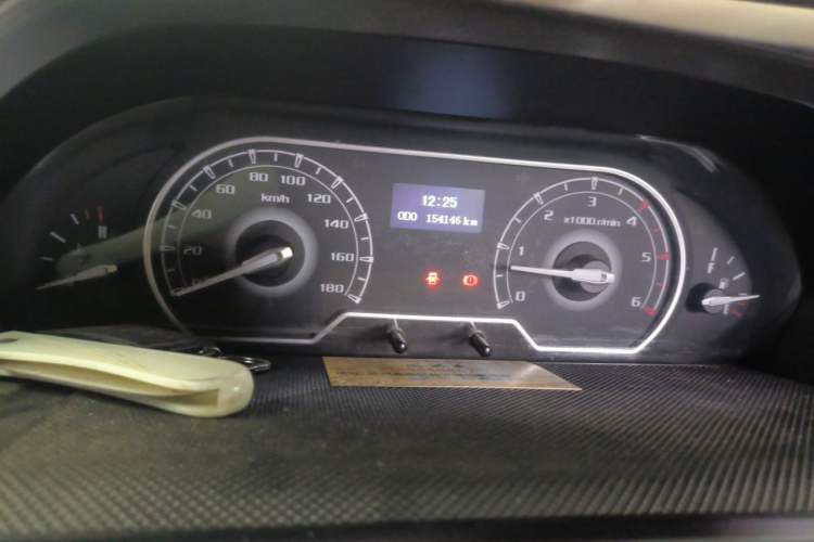 Used SAIC MAXUS Xintu V80 2021 2.0T Manual Classic Aoyuntong Long Wheelbase Mid-Roof 6/7/8/9-Seater Instrument Cluster