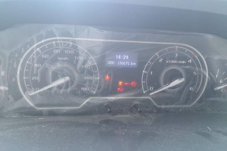 Used SAIC MAXUS Xintu V80 2021 2.0T Manual Classic Aoyuntong Long Wheelbase Mid-Roof 6/7/8/9-Seater Instrument Cluster