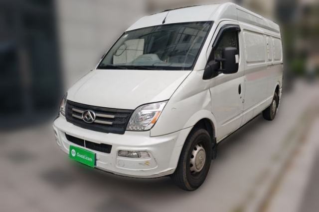 Used SAIC MAXUS Xintu V80 2021 2.0T Manual Classic City Delivery King Long Wheelbase Mid-Roof 3 Seats