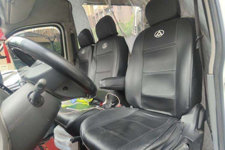 Used SAIC MAXUS Xintu V80 2021 2.0T Manual Classic Aoyuntong Long Wheelbase High-Roof 6/7/8/9-Seater Left Front Seat