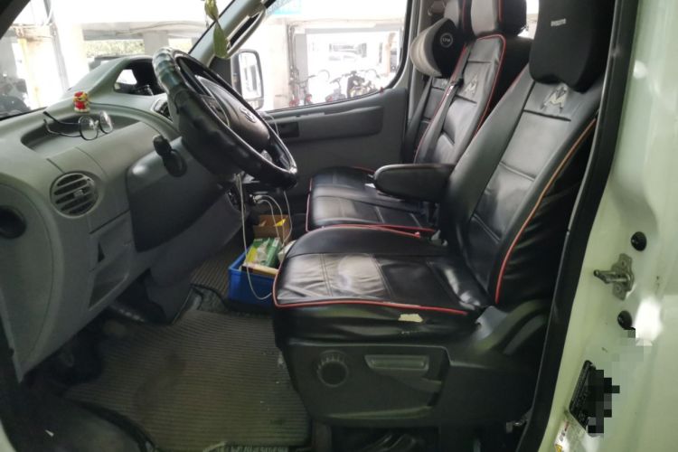 Used SAIC MAXUS Xintu V80 2021 2.0T PLUS AMT City Edition Short Wheelbase Ultra-Low Roof 5/6-Seater Left Front Seat