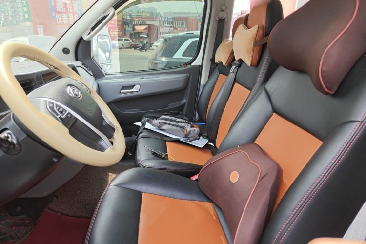Used SAIC MAXUS Xintu V80 2021 2.0T PLUS Manual City Edition Short Wheelbase Ultra-Low Roof 5/6 Seats Left Front Seat