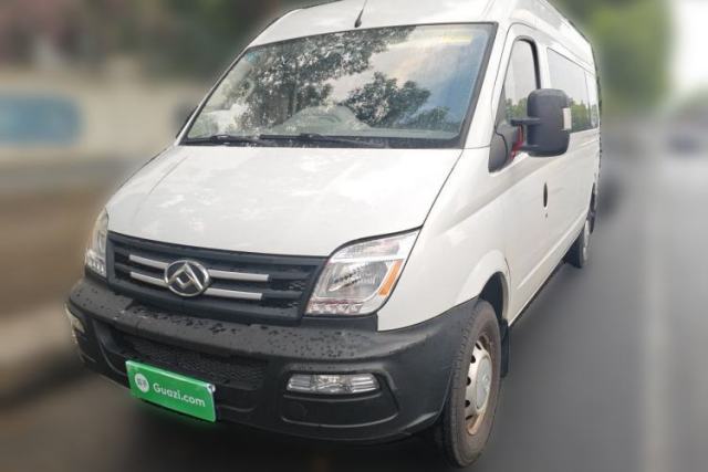 Używany SAIC MAXUS Xintu V80 New Tu V80, mid-engine, high roof, automatic transmission, 2.5T