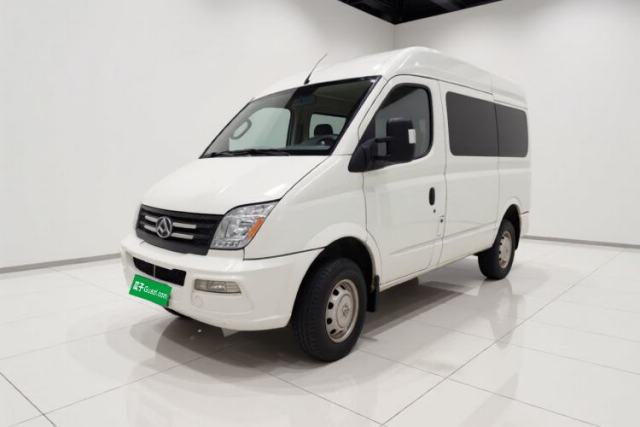 Używany SAIC MAXUS Xintu V80 2021 2.0T Manual Classic Aoyuntong Short Wheelbase Mid-Roof 5/6-Seater