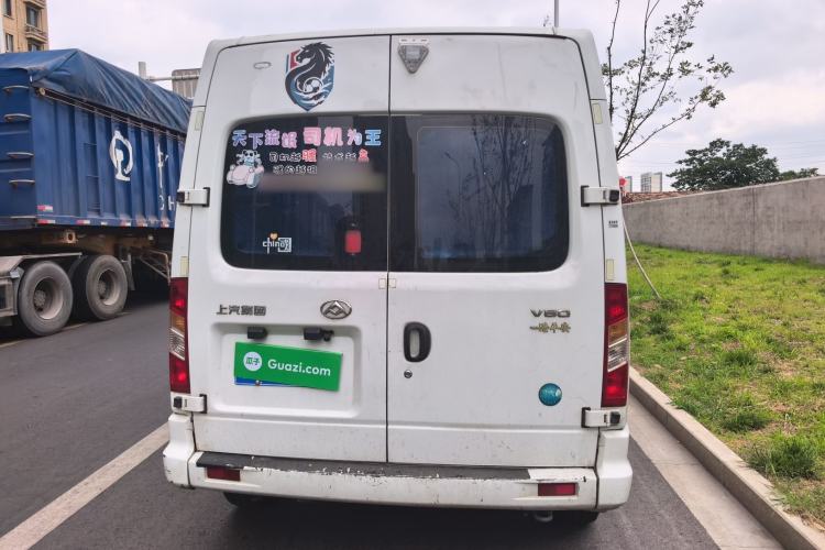 Used SAIC MAXUS Xintu V80 2021 2.0T Manual Classic Aoyuntong 127 PS Mid-axle Mid-roof 6/7/8/9-Seater Rear