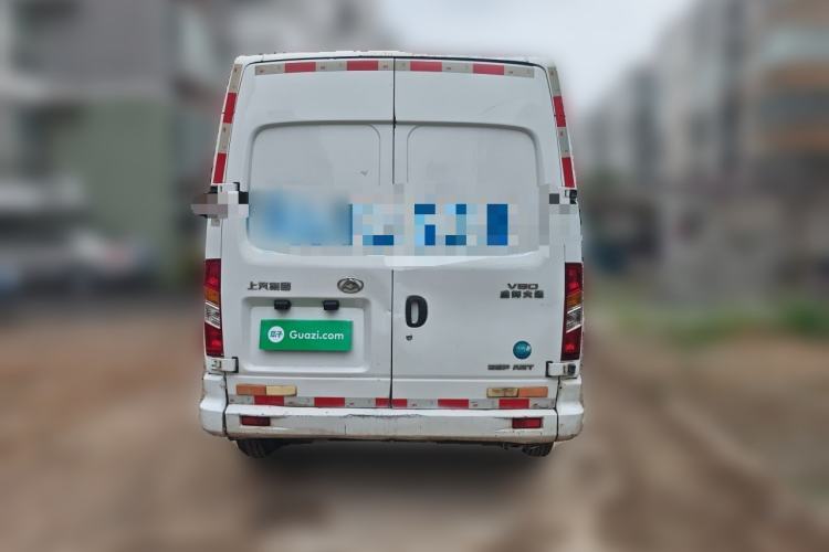 Used SAIC MAXUS Xintu V80 2021 2.0T AMT Classic City Distribution King Long Wheelbase Mid-Roof 3-Seater Rear
