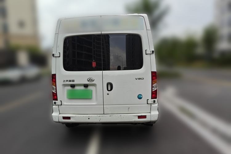 Used SAIC MAXUS Xintu V80 2021 2.0T Manual Classic Aoyuntong 127 PS Mid-axle Mid-roof 6/7/8/9-Seater Rear
