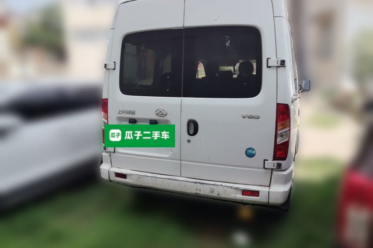 Used SAIC MAXUS Xintu V80 2021 2.0T Manual Classic Aoyuntong Short Wheelbase Mid-Roof 5/6-Seater Rear