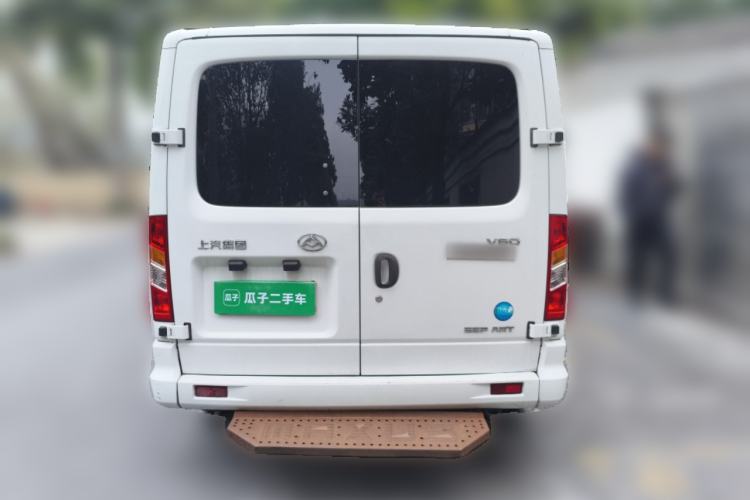 Used SAIC MAXUS Xintu V80 2021 2.0T AMT Classic Aoyuntong Short Wheelbase Ultra-Low Roof 5/6-Seater Rear