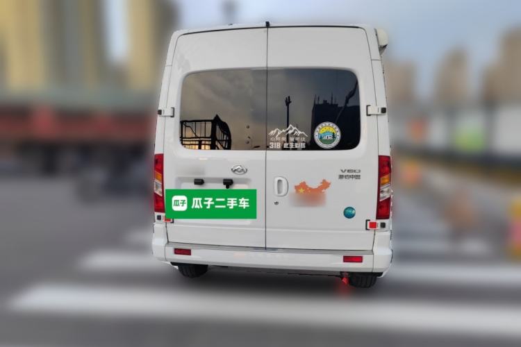Used SAIC MAXUS Xintu V80 2021 2.0T AMT Classic Aoyuntong Short Wheelbase Mid-Roof 5/6-Seater Rear