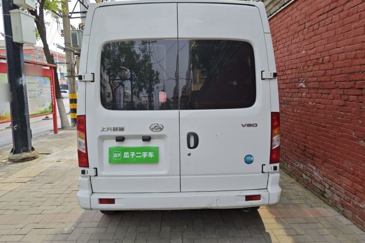 Used SAIC MAXUS Xintu V80 2021 2.0T Manual Classic Aoyuntong Short Wheelbase Mid-Roof 5/6-Seater Rear
