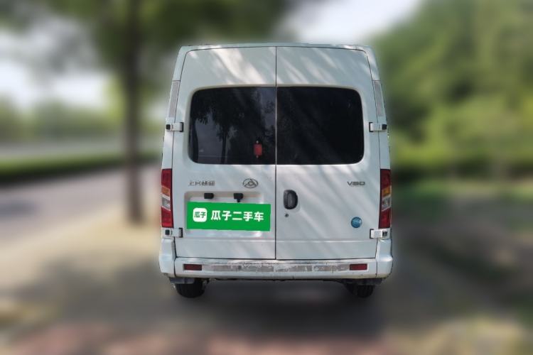 Used SAIC MAXUS Xintu V80 2021 2.0T Manual Classic Aoyuntong Long Wheelbase Mid-Roof 6/7/8/9-Seater Rear