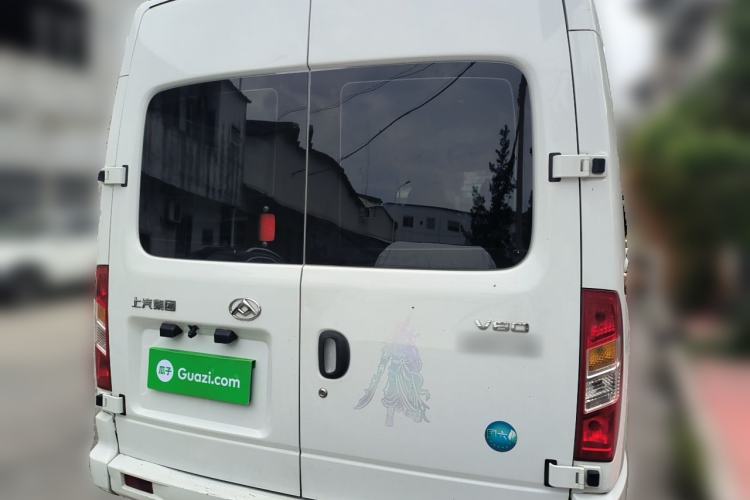 Used SAIC MAXUS Xintu V80 2021 2.0T Manual Classic Aoyuntong 127 PS Mid-axle Mid-roof 6/7/8/9-Seater Rear