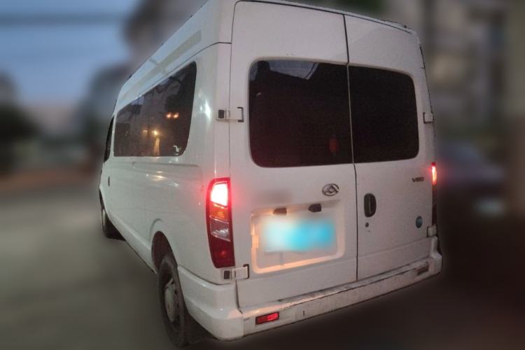 Used SAIC MAXUS Xintu V80 2021 2.0T Manual Classic Aoyuntong Long Wheelbase Mid-Roof 6/7/8/9-Seater Rear Left 45 Deg