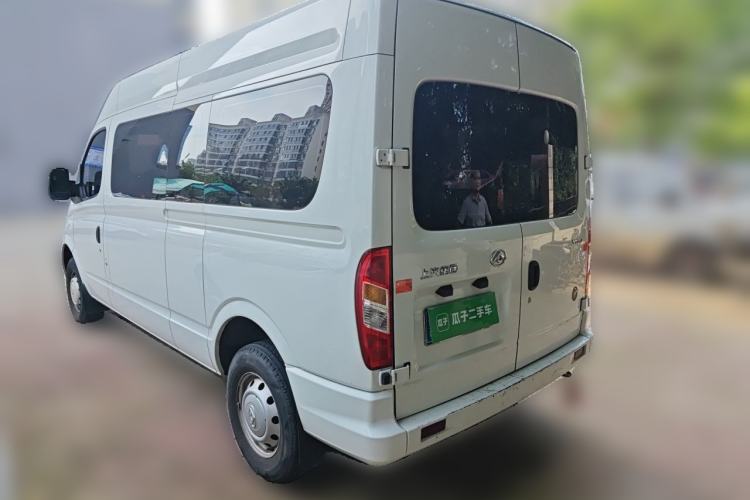 Used SAIC MAXUS Xintu V80 2021 2.0T Manual Classic Aoyuntong 127 PS Mid-axle Mid-roof 6/7/8/9-Seater Rear Left 45 Deg