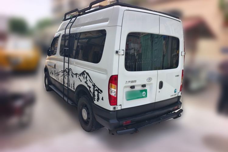 Used SAIC MAXUS Xintu V80 2021 2.0T AMT Classic Aoyuntong Short Wheelbase Mid-Roof 5/6-Seater Rear Left 45 Deg