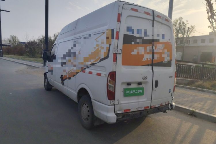 Used SAIC MAXUS Xintu V80 2021 2.0T Manual Classic City Delivery King Long Wheelbase High Roof 3 Seats Rear Left 45 Deg