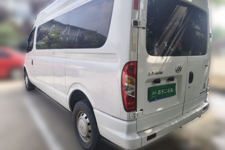 Used SAIC MAXUS Xintu V80 2021 2.0T AMT Classic Aoyuntong Long Wheelbase Mid-Roof 6/7/8/9-Seater Rear Left 45 Deg