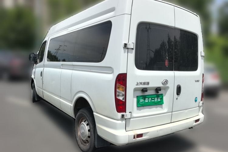 Used SAIC MAXUS Xintu V80 2021 2.0T Manual Classic Aoyuntong 127 PS Mid-axle Mid-roof 6/7/8/9-Seater Rear Left 45 Deg