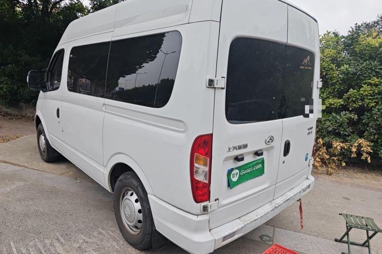 Used SAIC MAXUS Xintu V80 2021 2.0T Manual Classic Aoyuntong Short Wheelbase Mid-Roof 5/6-Seater Rear Left 45 Deg