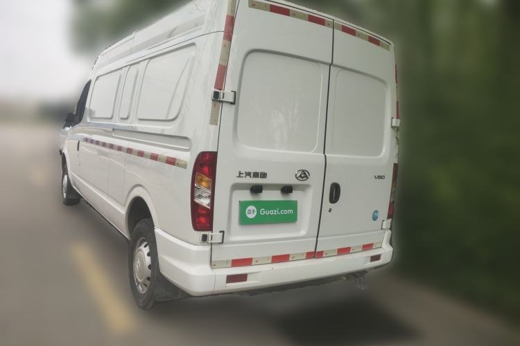 Used SAIC MAXUS Xintu V80 2021 2.0T Manual Classic City Delivery King Long Wheelbase Mid-Roof 3 Seats Rear Left 45 Deg